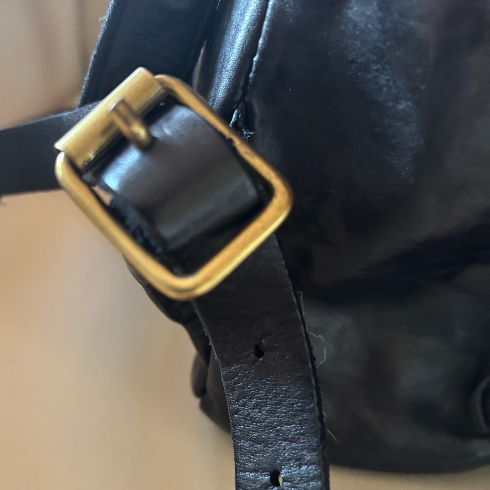 Campomaggi Black Small Backpack with Rivets - Picture 8 of 14